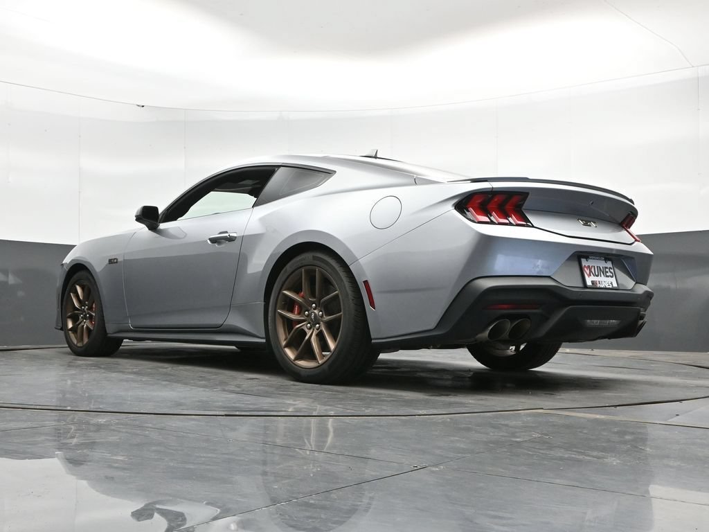 Used 2025 Ford Mustang GT Premium RWD image 49