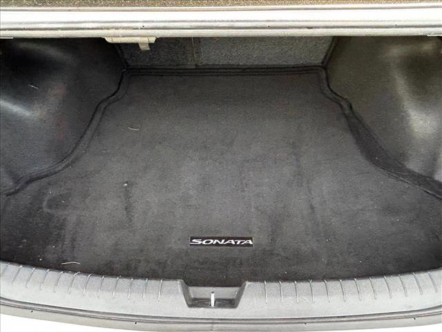 Used 2017 Hyundai Sonata Limited w/ Ultimate Package 04 image 6