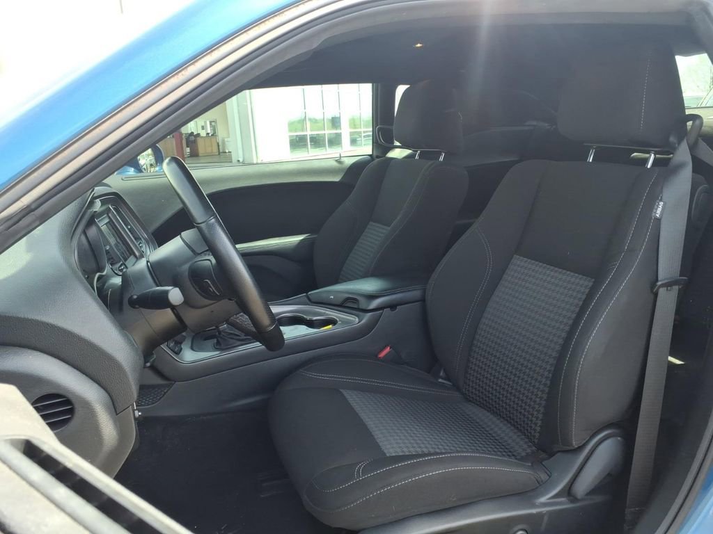 Used 2023 Dodge Challenger SXT w/ Blacktop Package image 3