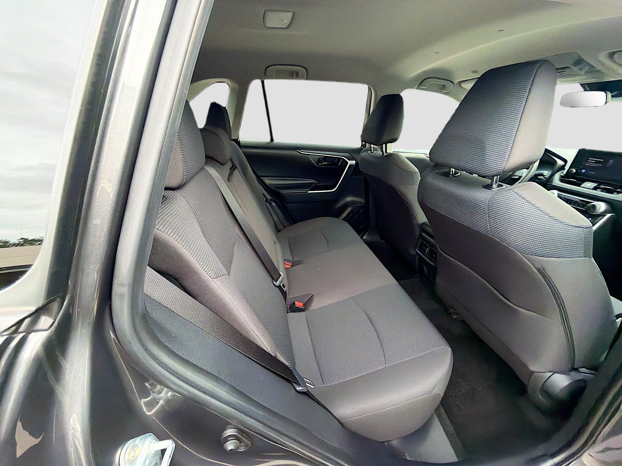 Used 2024 Toyota RAV4 LE FWD image 26