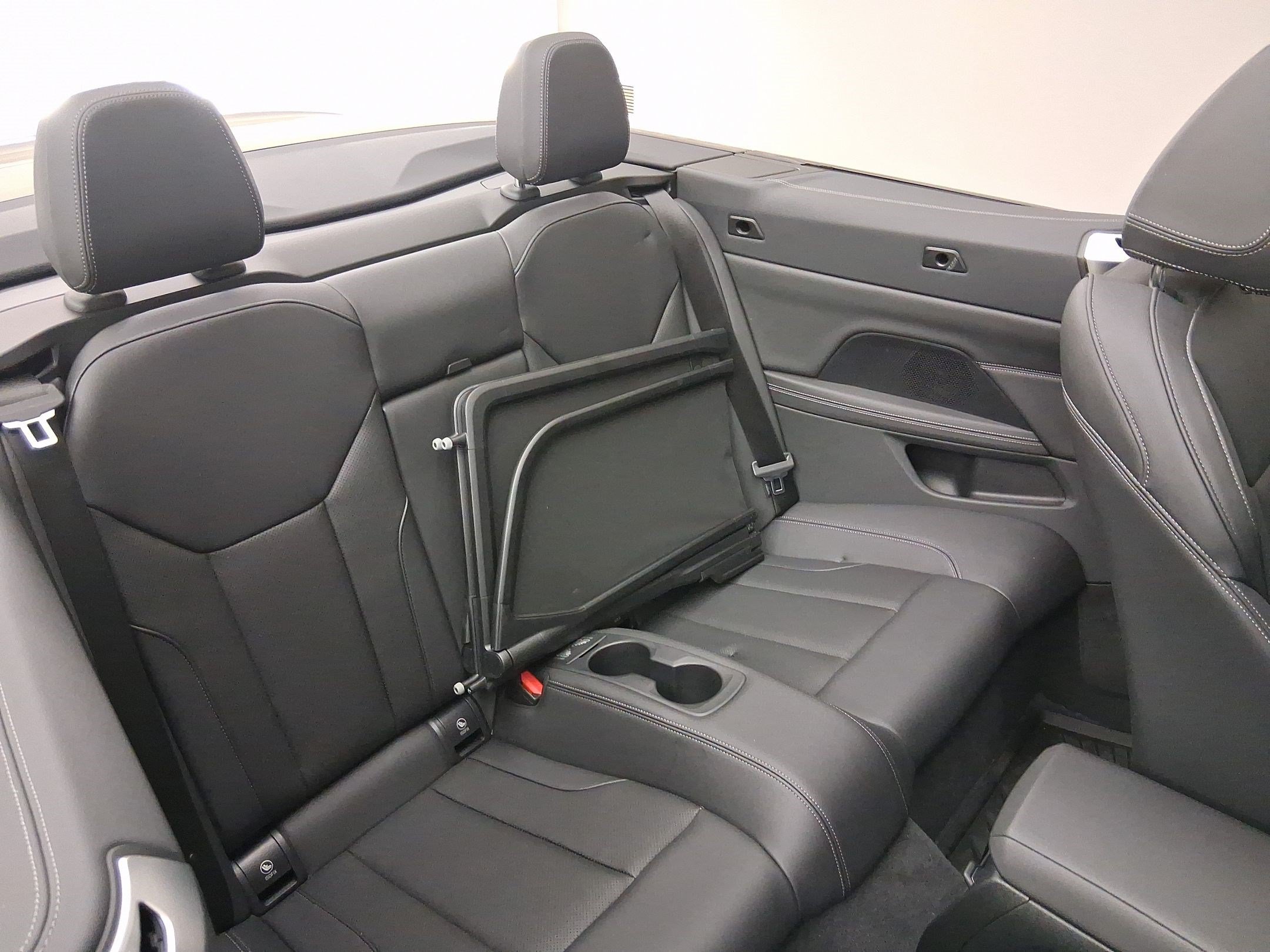 Used 2025 BMW 440i xDrive Convertible AWD/4WD image 31