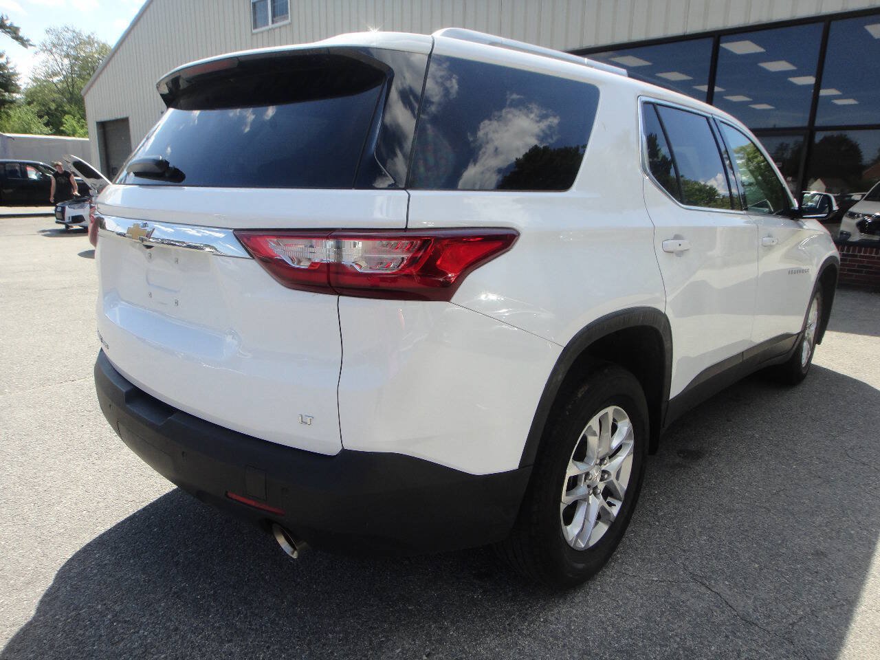 Used 2018 Chevrolet Traverse LT AWD/4WD image 4
