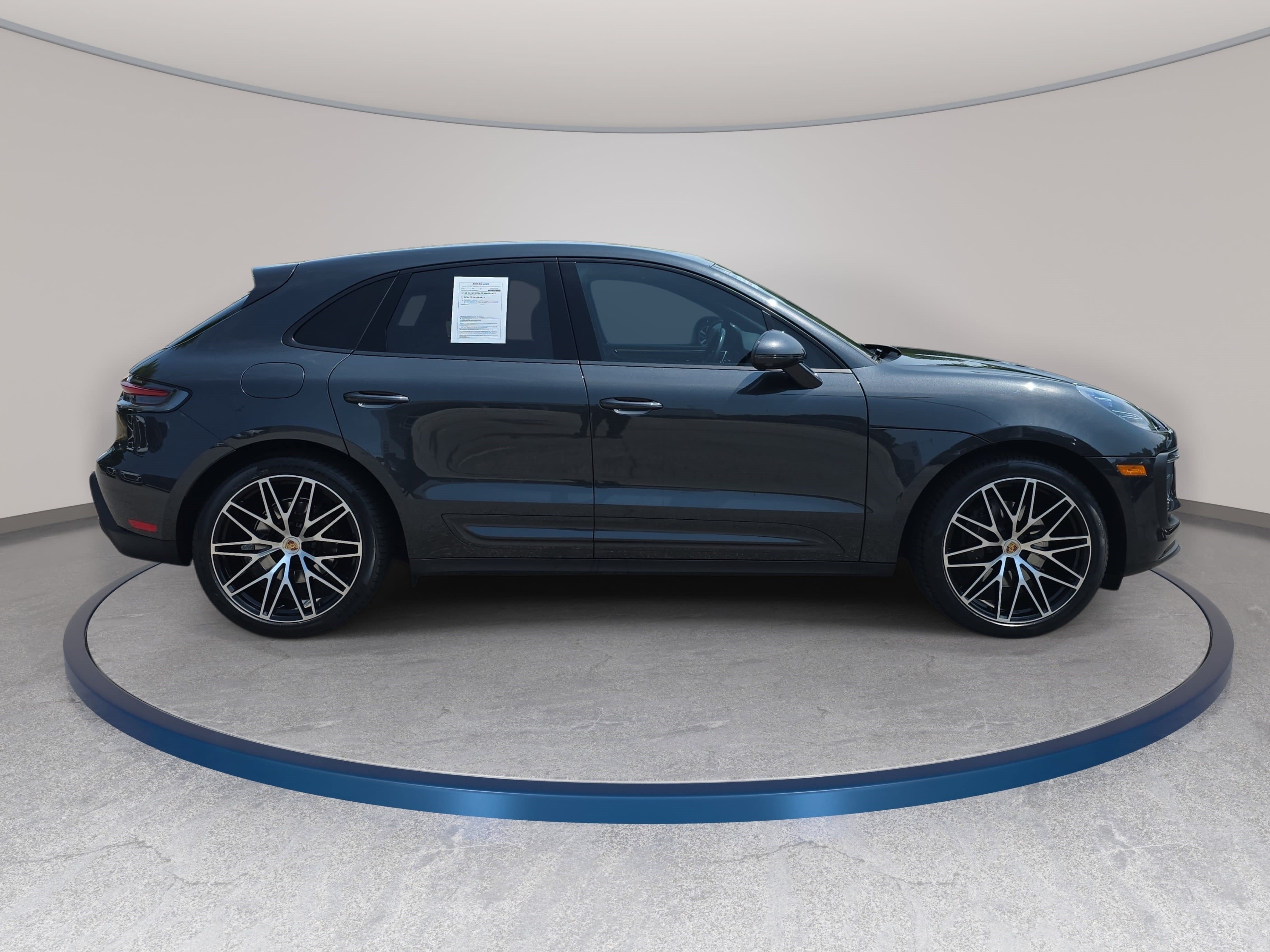 Used 2023 Porsche Macan Turbo AWD/4WD image 4