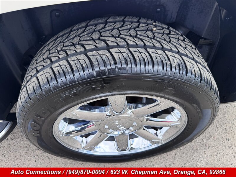Used 2014 GMC Yukon XL Denali AWD/4WD image 45