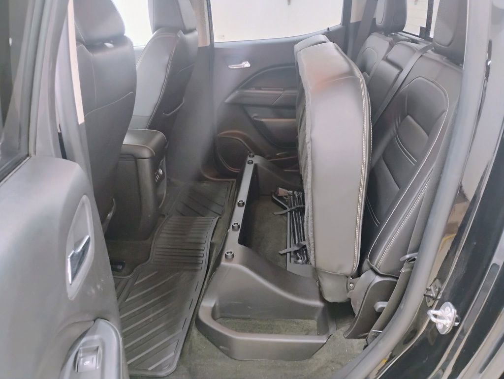 Used 2018 GMC Canyon Denali image 12