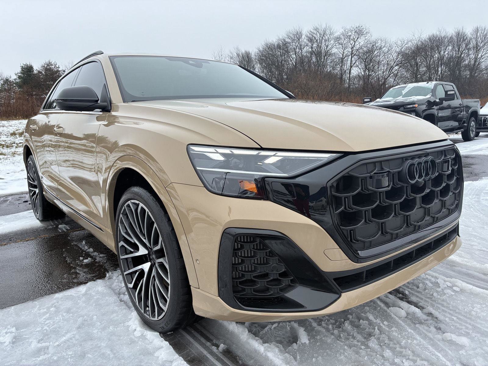 Used 2024 Audi SQ8 Premium Plus w/ 23" Wheel Package image 2