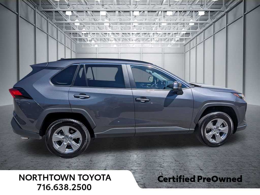 Used 2025 Toyota RAV4 XLE AWD/4WD image 14