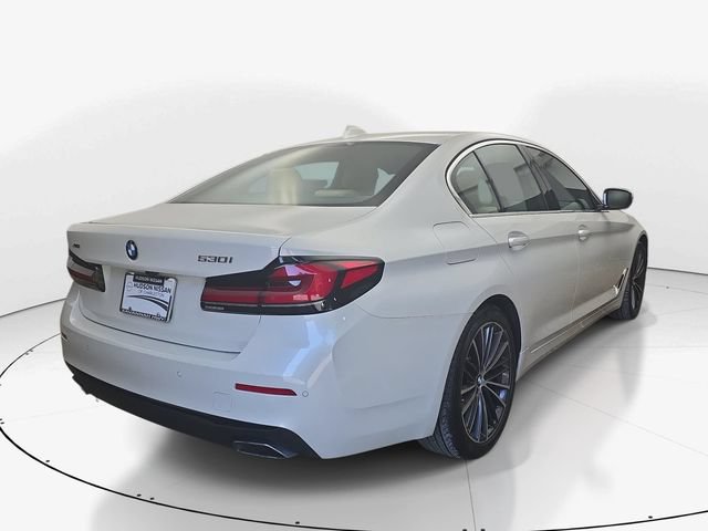 Used 2023 BMW 530i xDrive w/ Premium Package AWD/4WD image 4