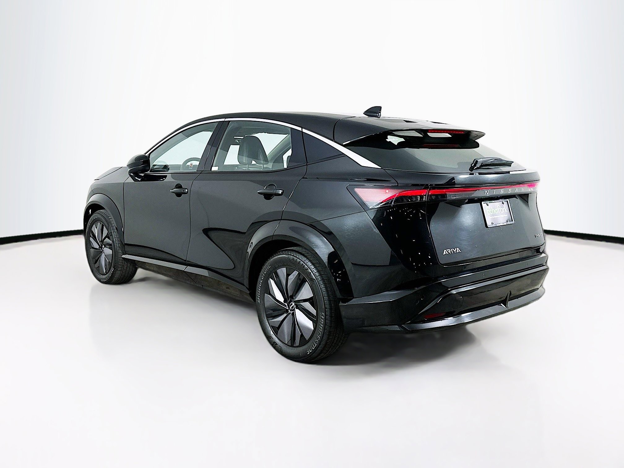 Used 2023 Nissan Ariya FWD image 5