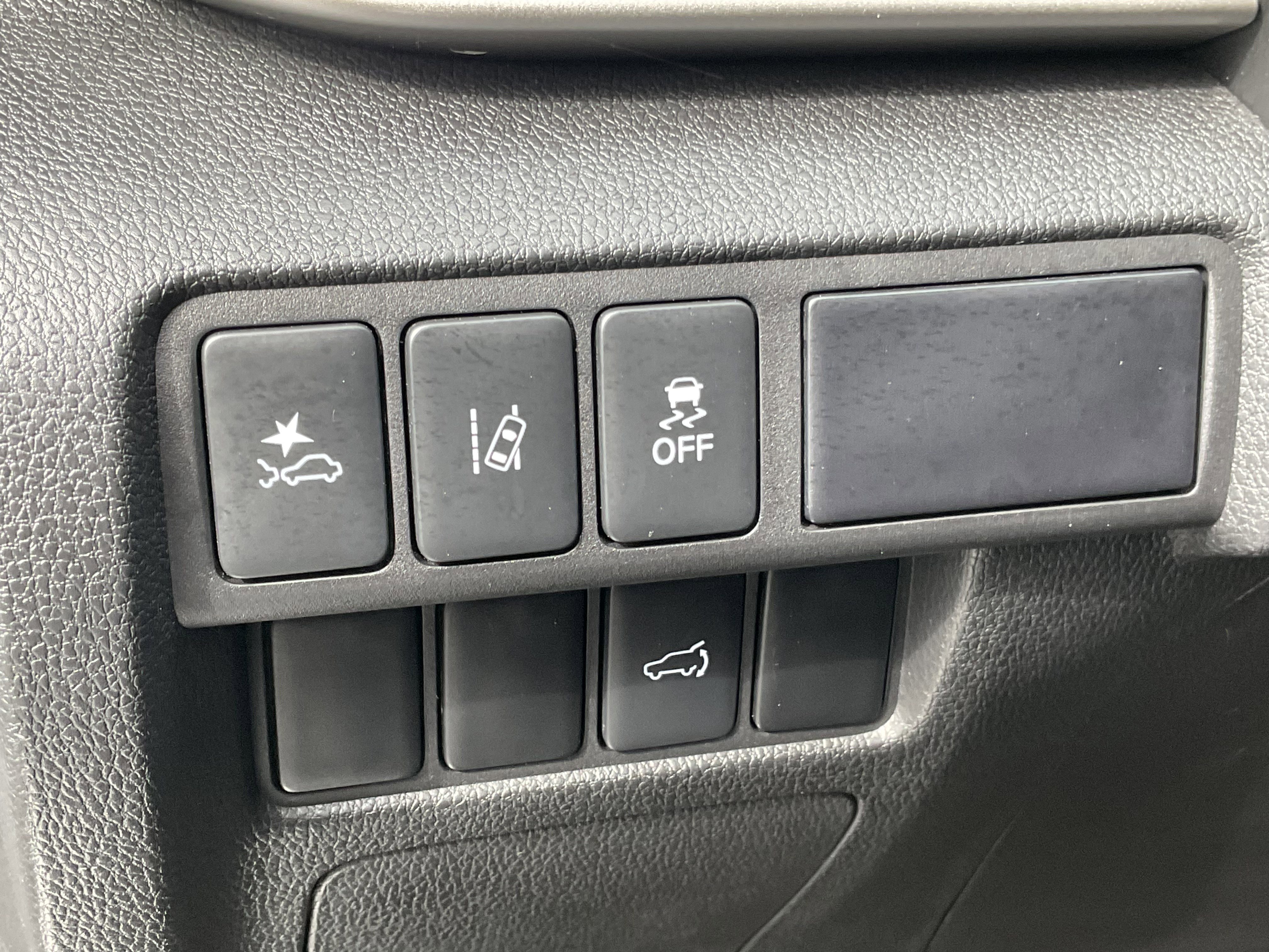 Used 2024 Mitsubishi Eclipse Cross SEL image 28