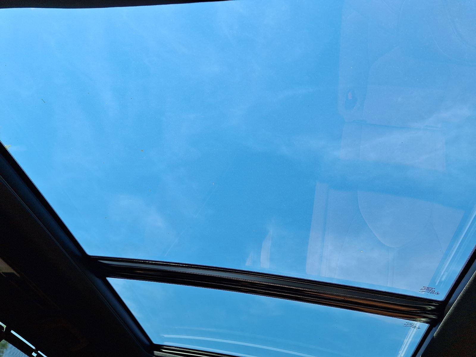 Used 2025 Toyota Highlander Platinum image 14