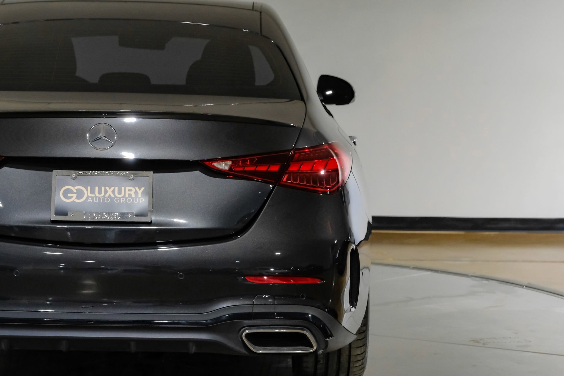 Used 2024 Mercedes-Benz C 300 Sedan w/ Pinnacle Trim Package image 45