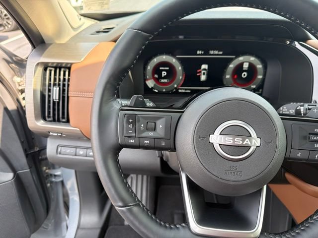 Used 2025 Nissan Pathfinder Platinum AWD/4WD image 24