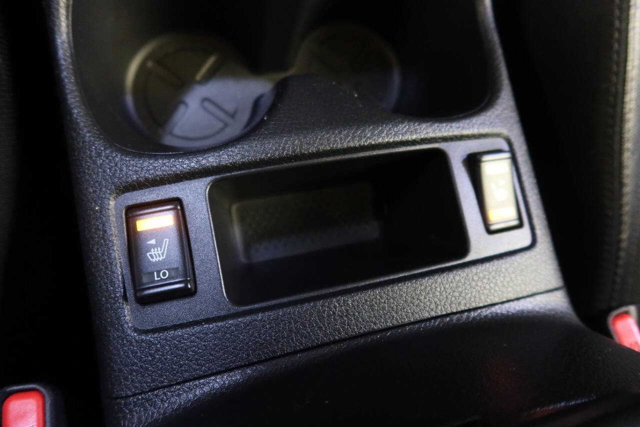 Used 2017 Nissan Rogue SL w/ SL Premium Package image 28