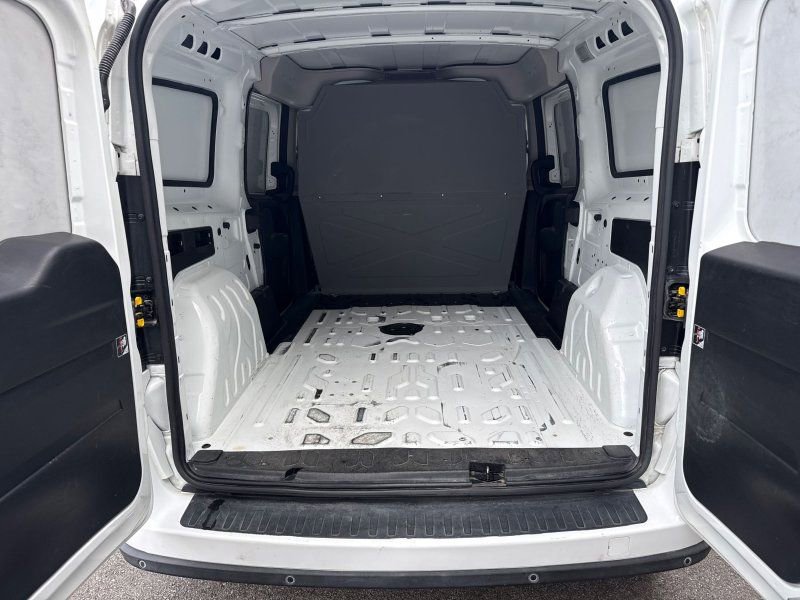 Used 2022 RAM ProMaster City Tradesman FWD image 14