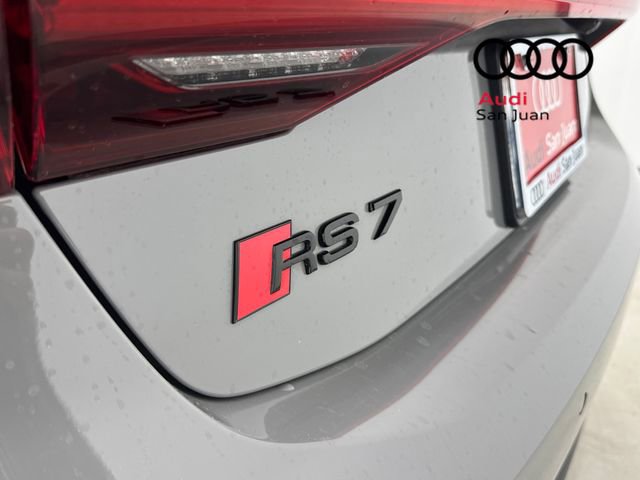 Used 2023 Audi RS 7 Sportback w/ Black Optic Package image 7