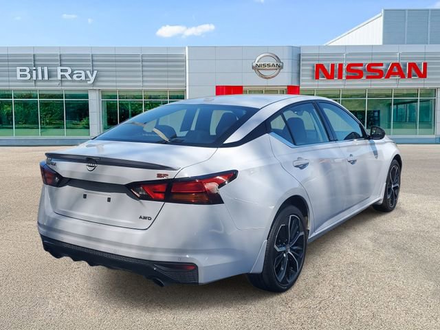 Used 2025 Nissan Altima 2.5 SR image 4