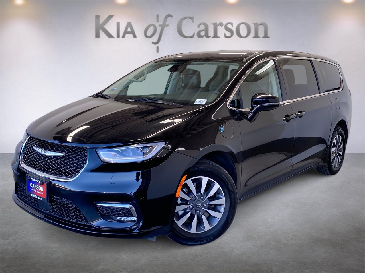 Used 2024 Chrysler Pacifica Limited