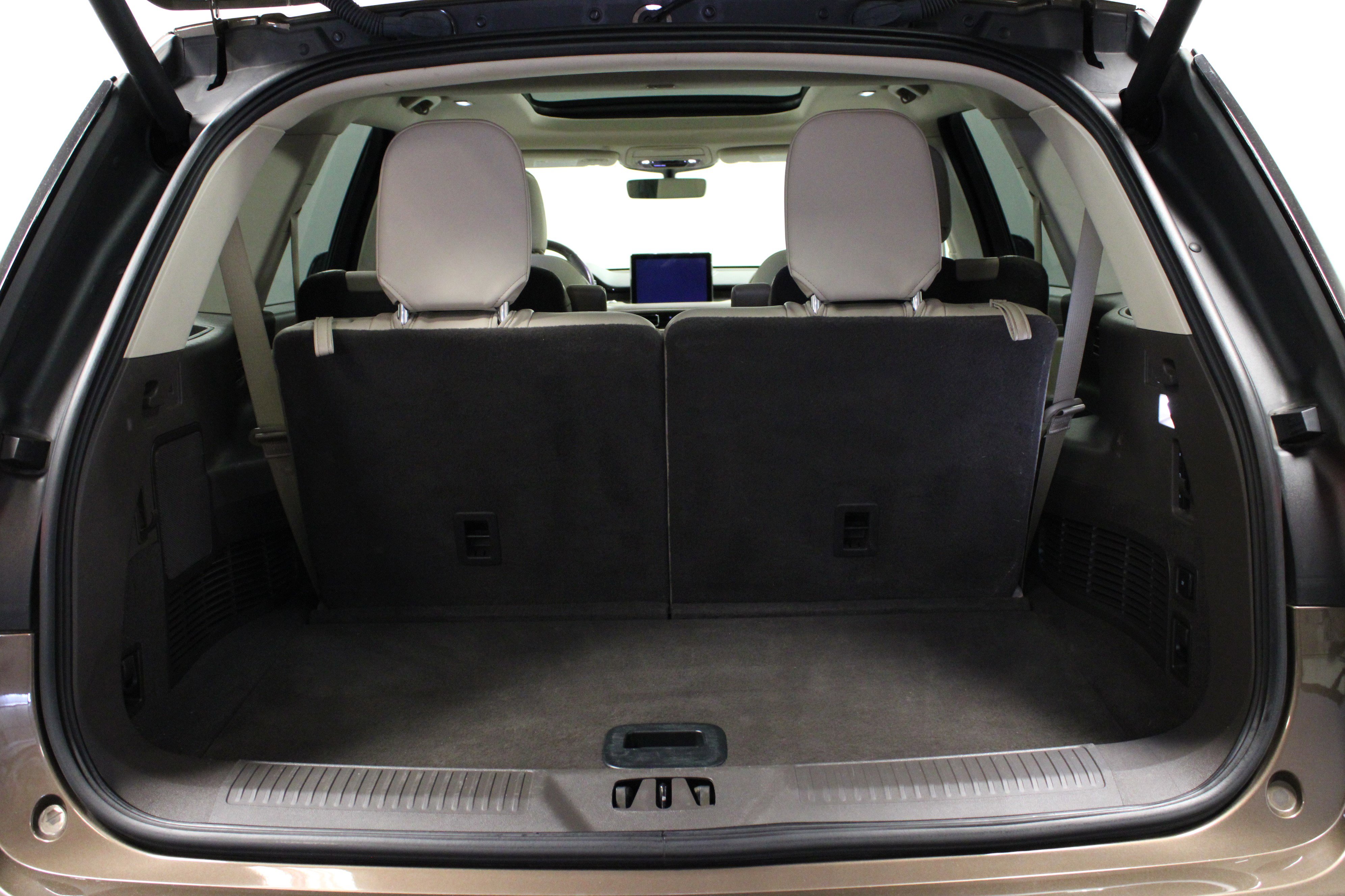 Used 2022 Lincoln Aviator Reserve w/ Elements Package Plus image 15