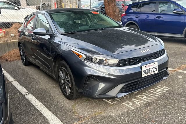Used 2023 Kia Forte LXS FWD image 2
