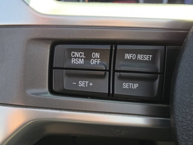 Used 2014 Ford Mustang Convertible RWD image 9
