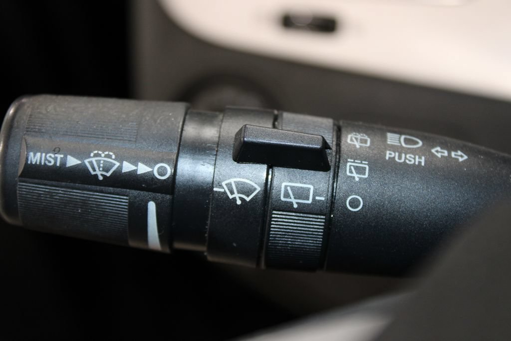 Used 2019 Dodge Journey SE w/ Connectivity Group FWD image 42