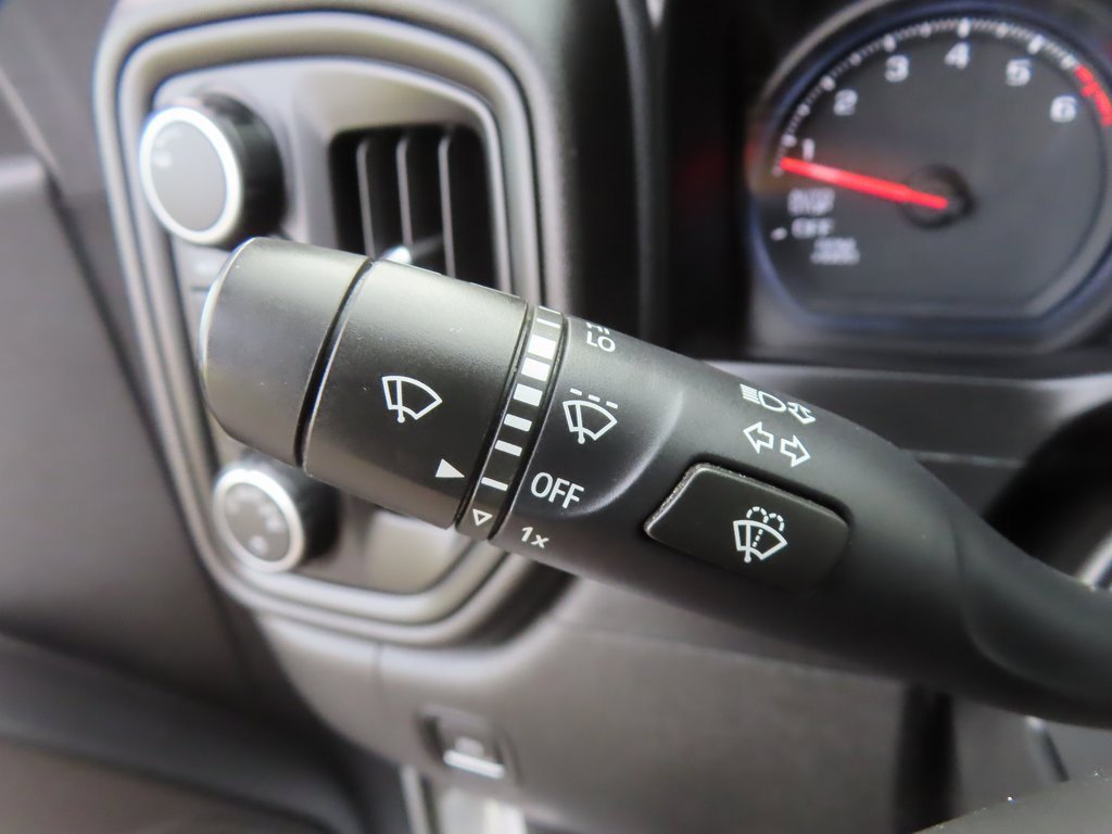 Used 2021 Chevrolet Silverado 1500 Custom image 17