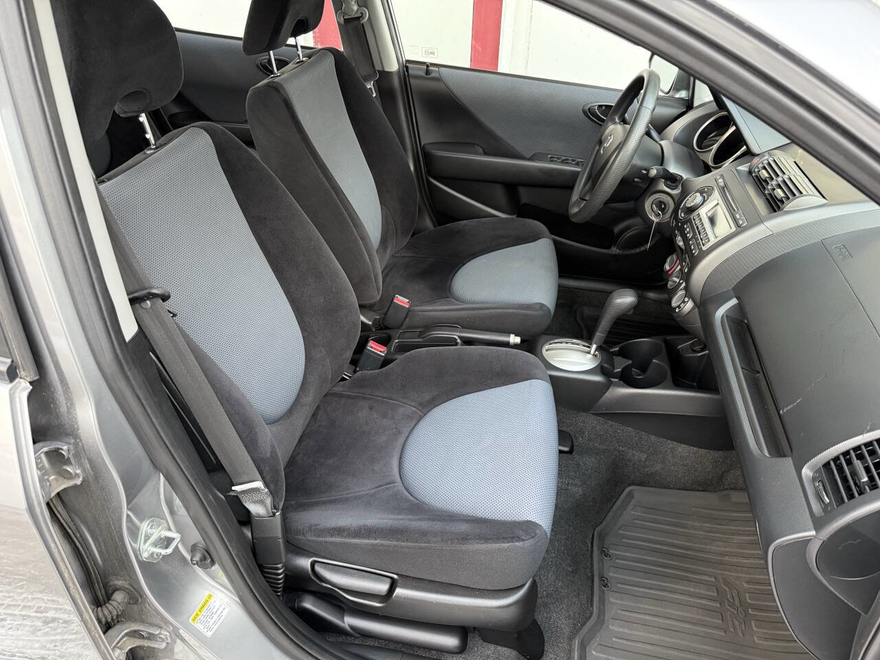 Used 2008 Honda Fit image 16