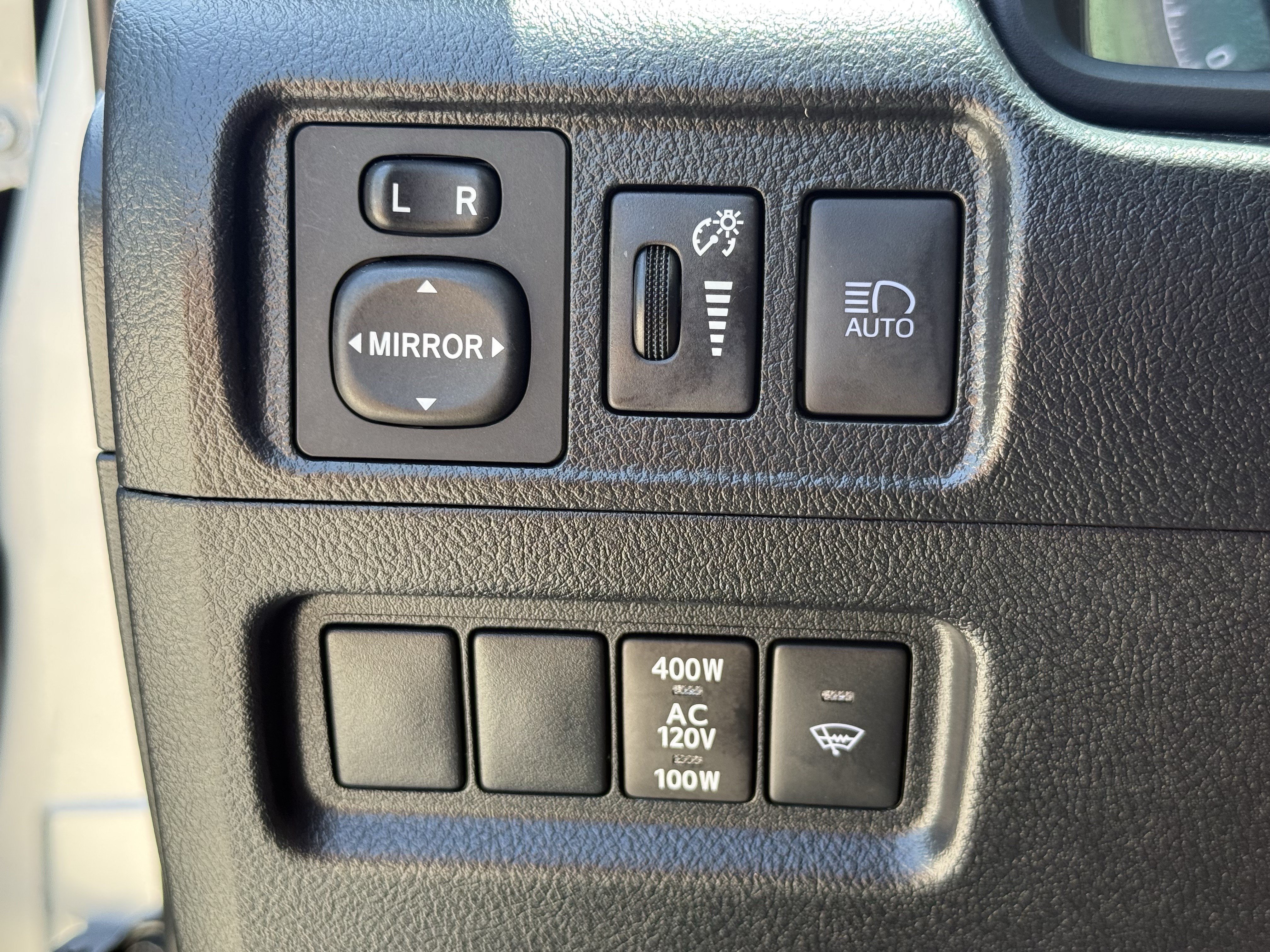 Used 2024 Toyota 4Runner SR5 Premium w/ Moonroof Package RWD image 25