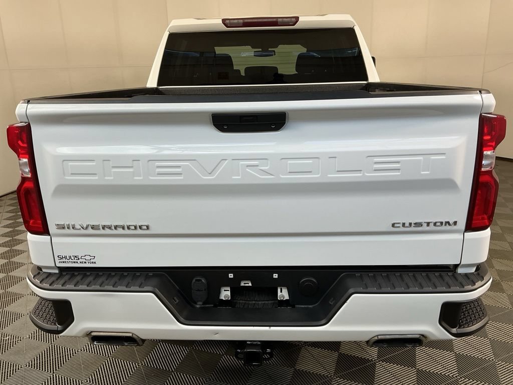 Used 2020 Chevrolet Silverado 1500 Custom w/ Custom Max Trailering Package AWD/4WD image 14