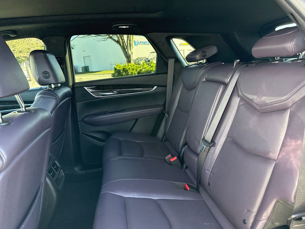 Used 2017 Cadillac XT5 Luxury image 15