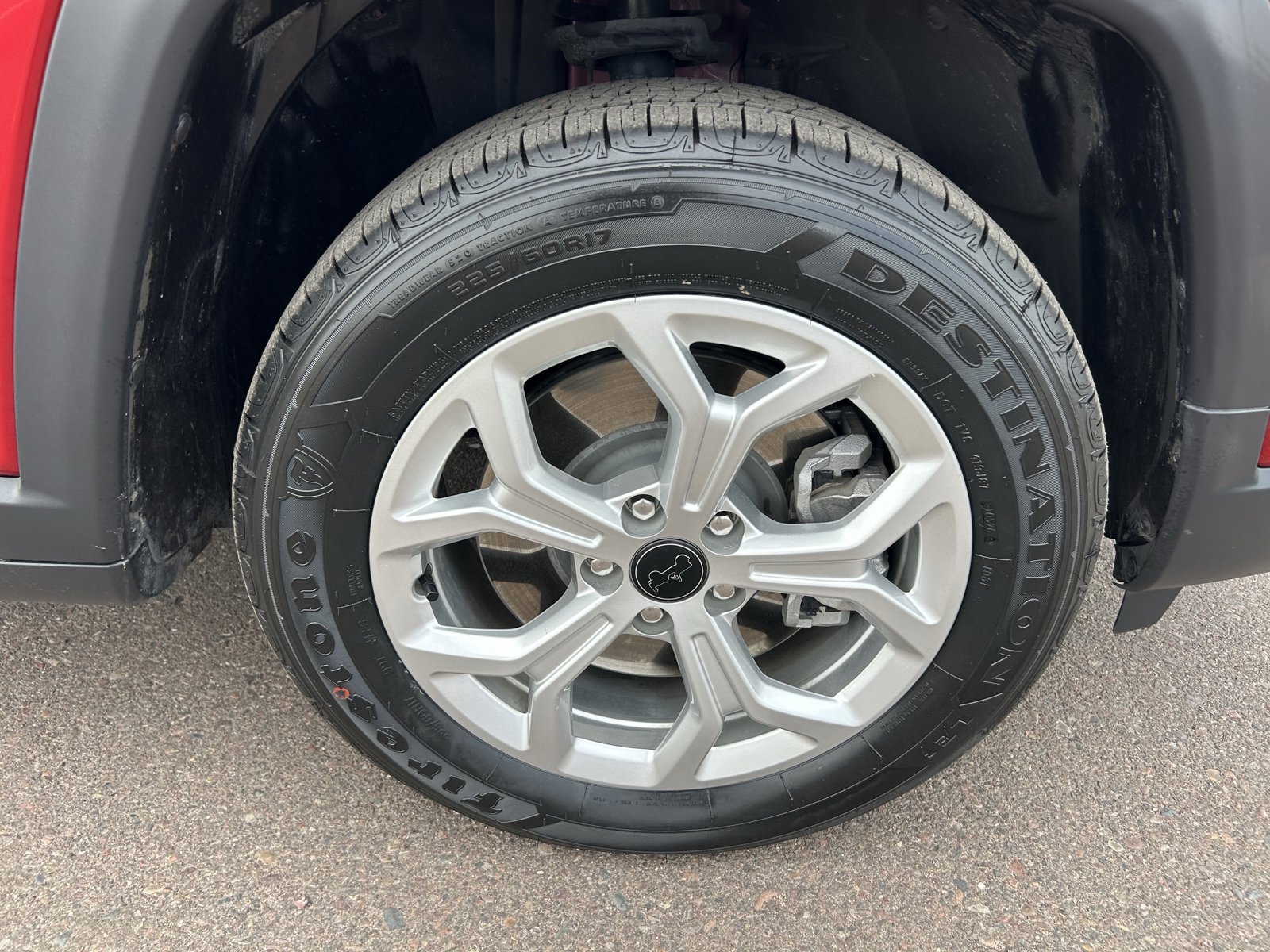 Used 2025 Jeep Compass Latitude AWD/4WD image 9