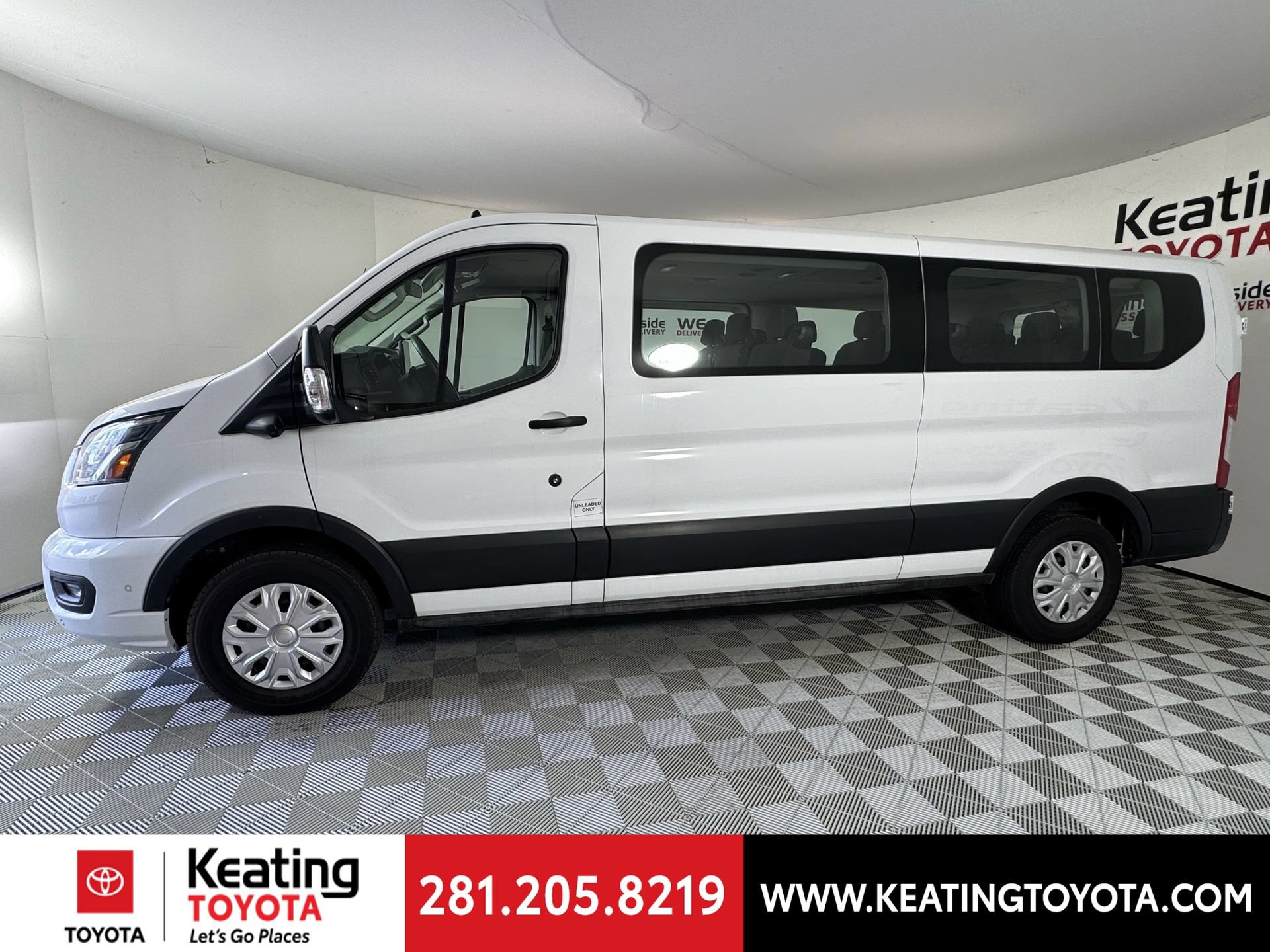 Used 2023 Ford Transit 350 XLT RWD image 8