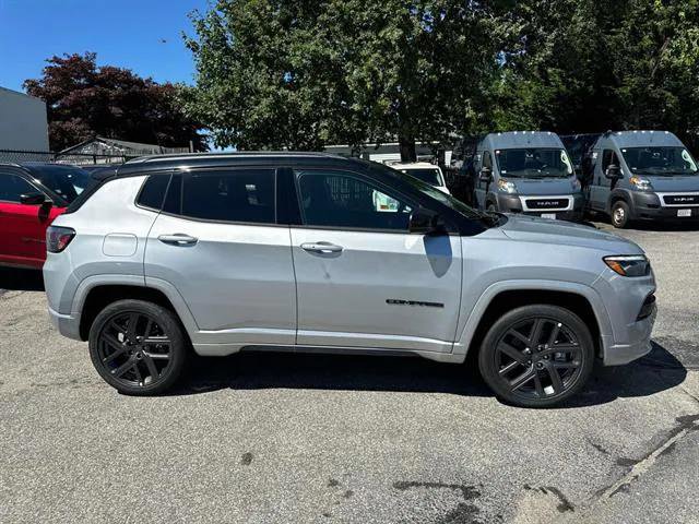 Certified 2024 Jeep Compass Limited w/ High Altitude Package AWD/4WD image 2