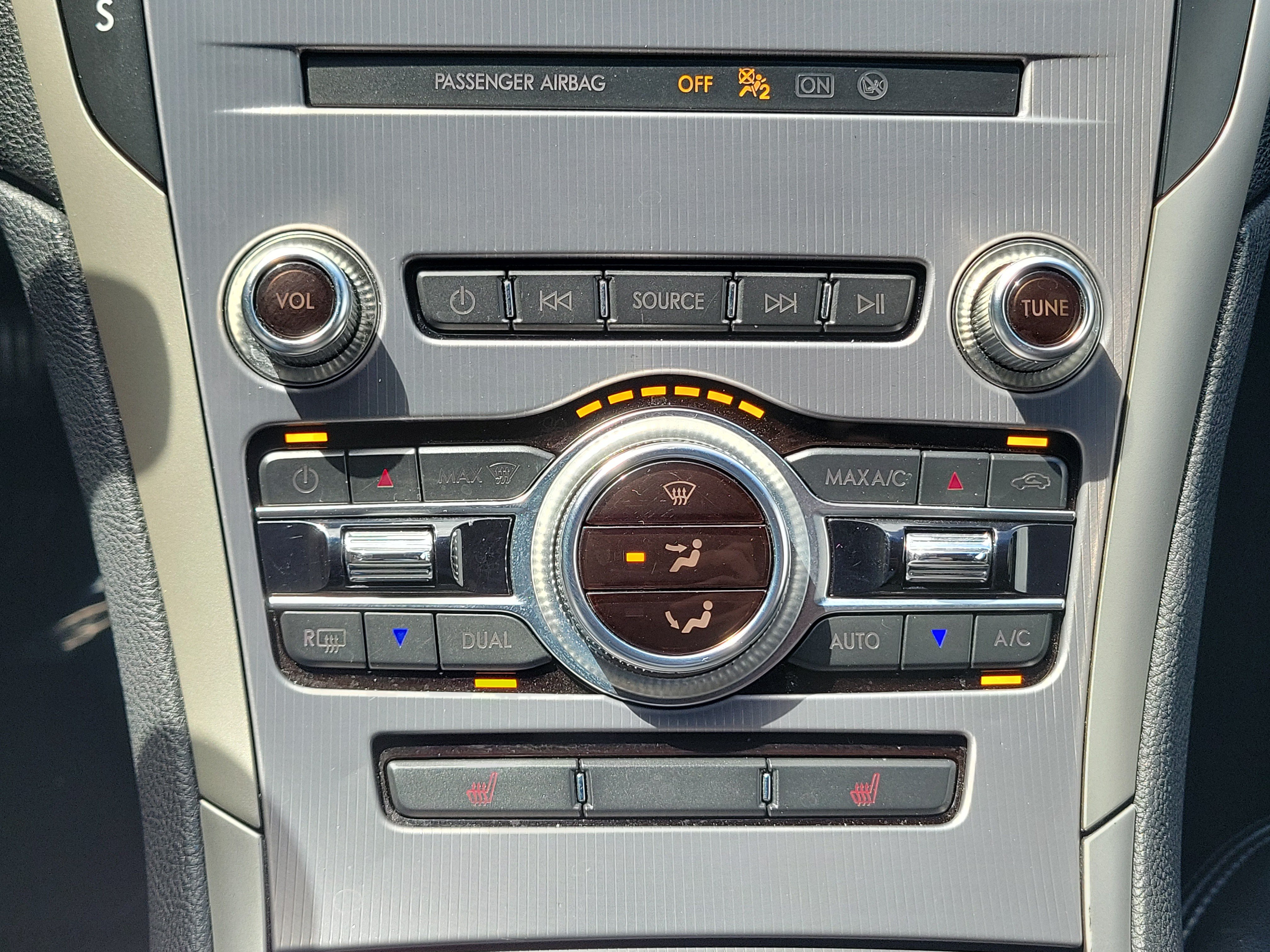 Used 2020 Lincoln MKZ FWD image 23