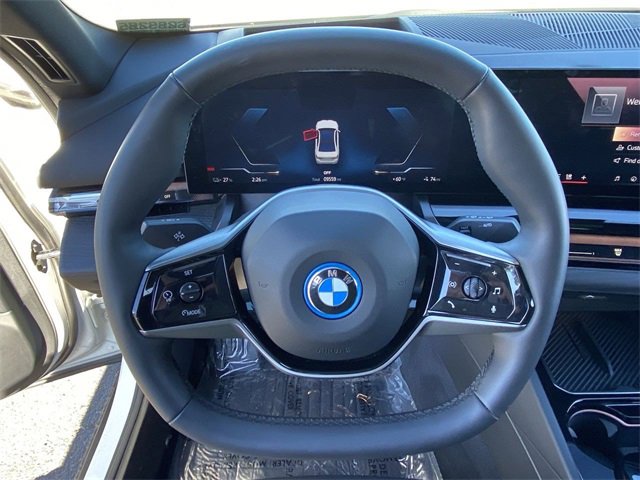 Certified 2025 BMW i5 eDrive40i w/ Premium Package image 25