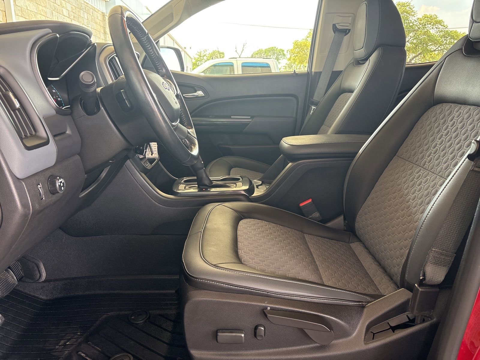 Certified 2021 Chevrolet Colorado Z71 image 13