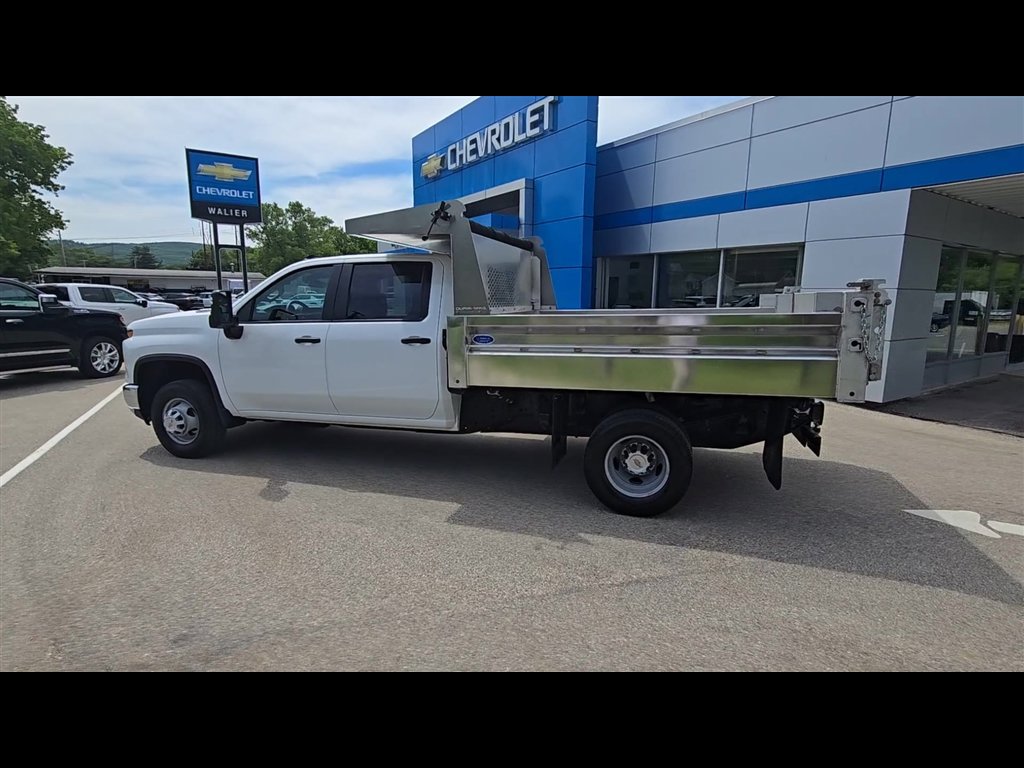 Used 2025 Chevrolet Silverado 3500 W/T w/ WT Convenience Package AWD/4WD image 6
