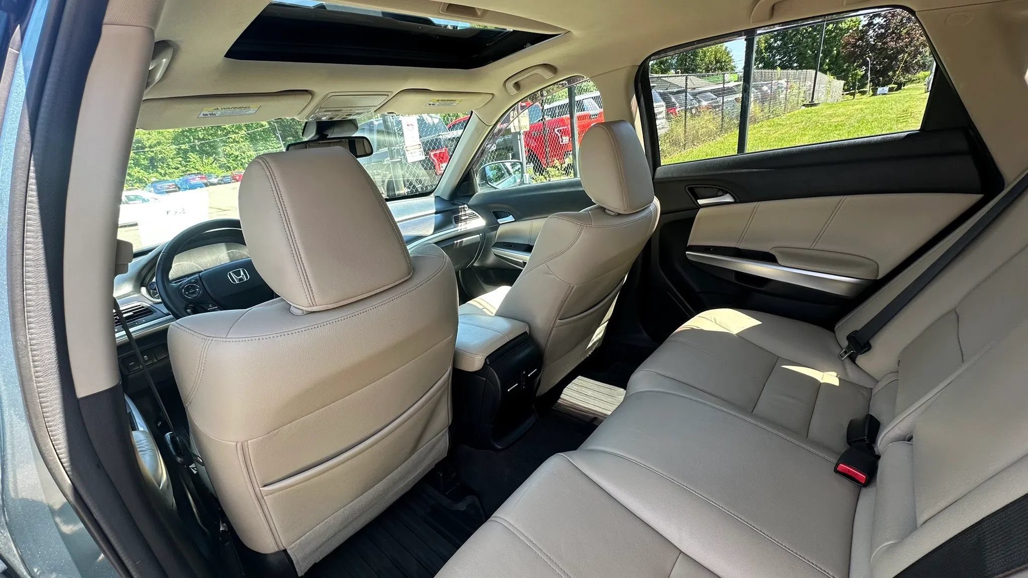 Used 2015 Honda Crosstour EX-L image 22
