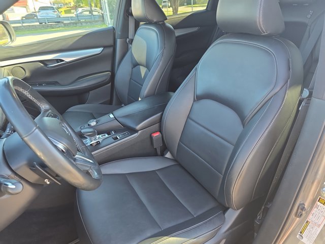 Used 2021 INFINITI QX50 Luxe w/ Appearance Package image 14