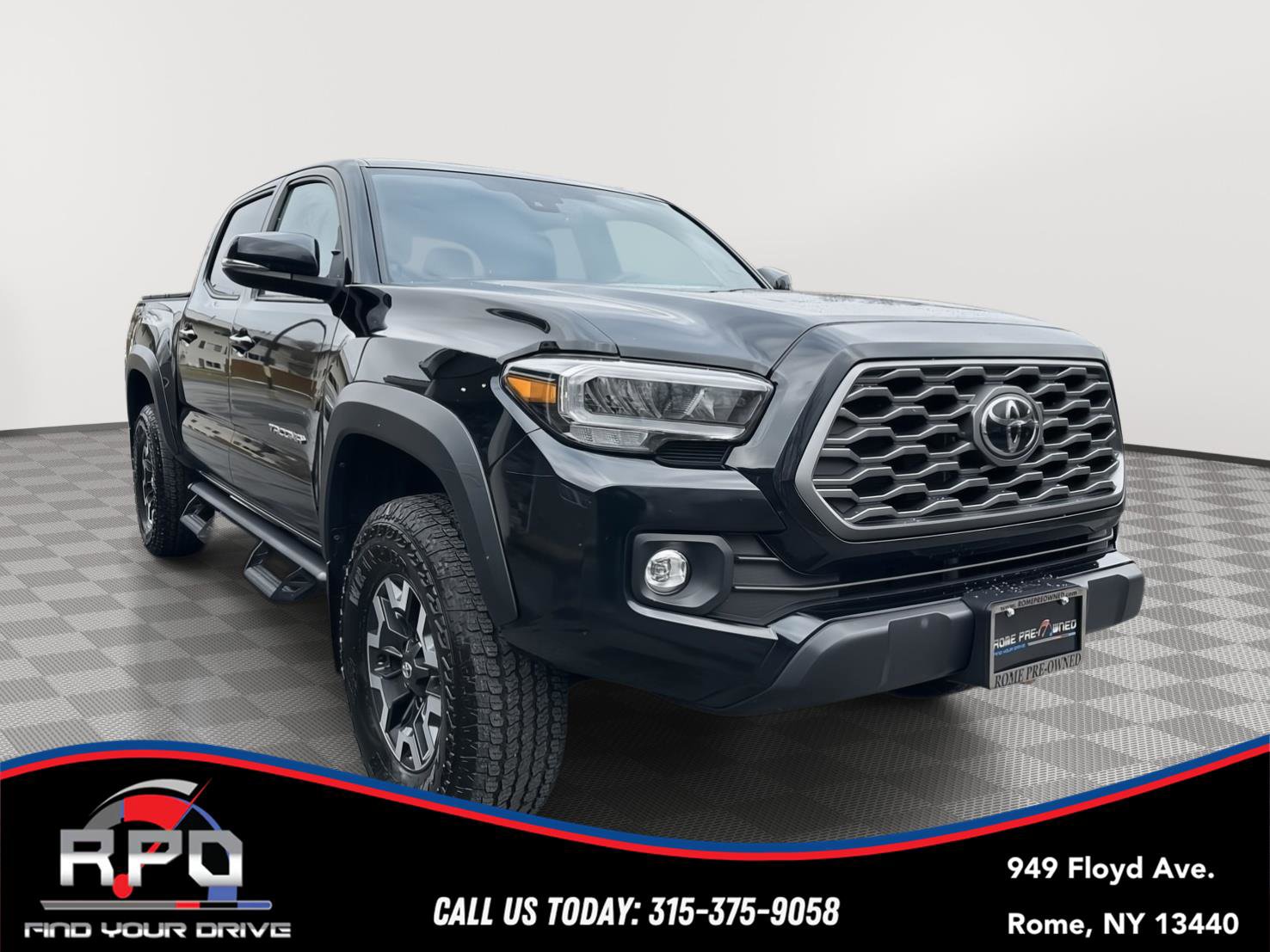 Used 2021 Toyota Tacoma TRD Off-Road w/ TRD Premium Off Road Package AWD/4WD image 7