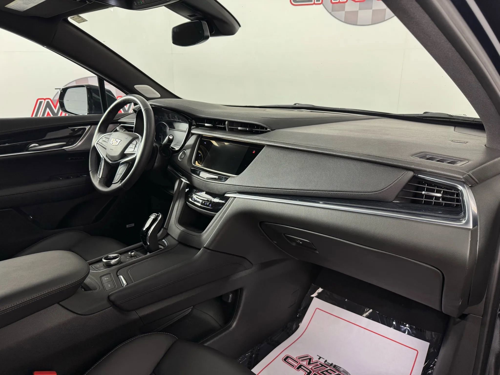 Used 2024 Cadillac XT5 Premium Luxury w/ LPO, Floor Liner Package AWD/4WD image 12