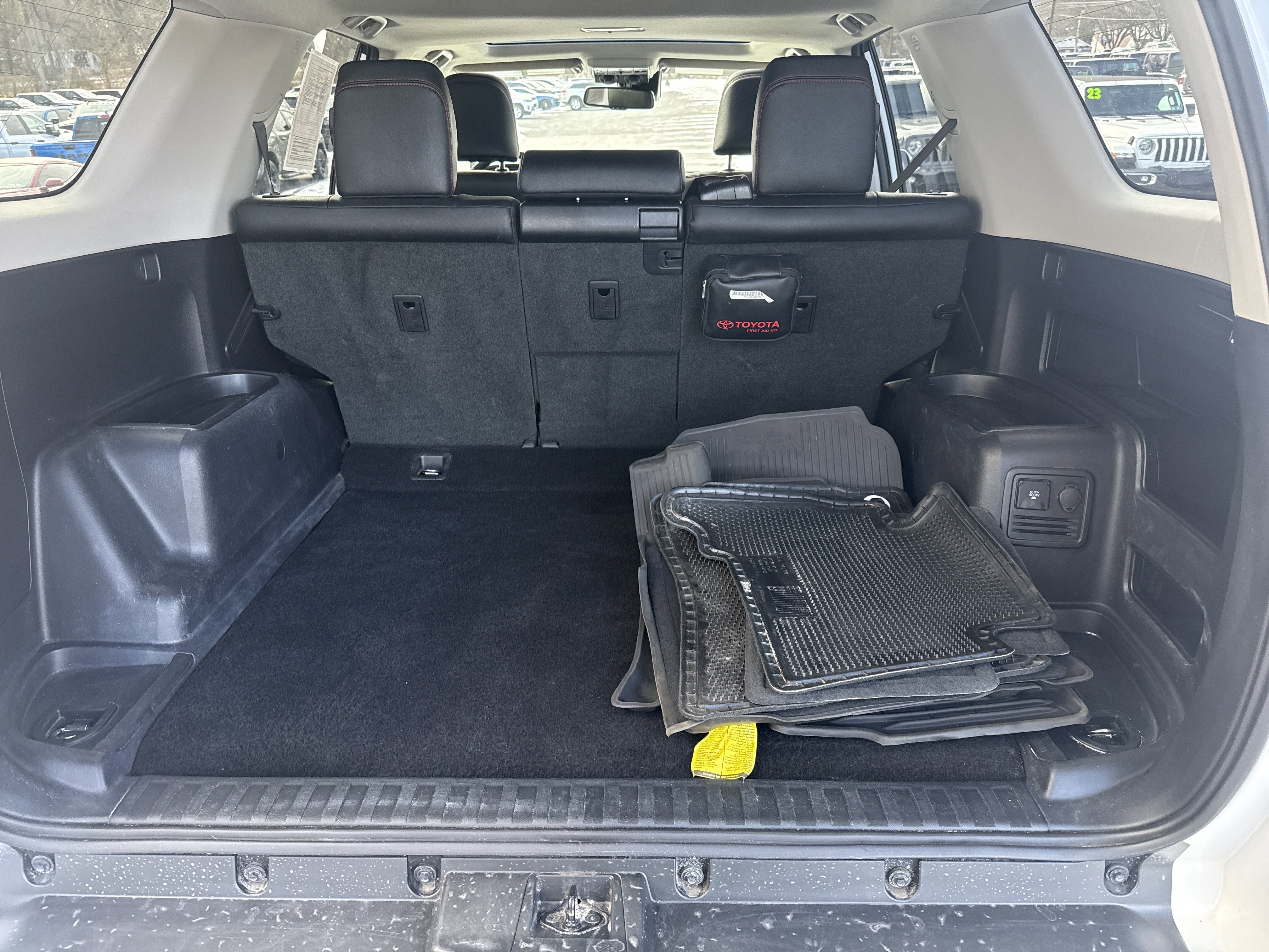 Used 2024 Toyota 4Runner TRD Off-Road Premium w/ Off Road Premium Plus Package image 5