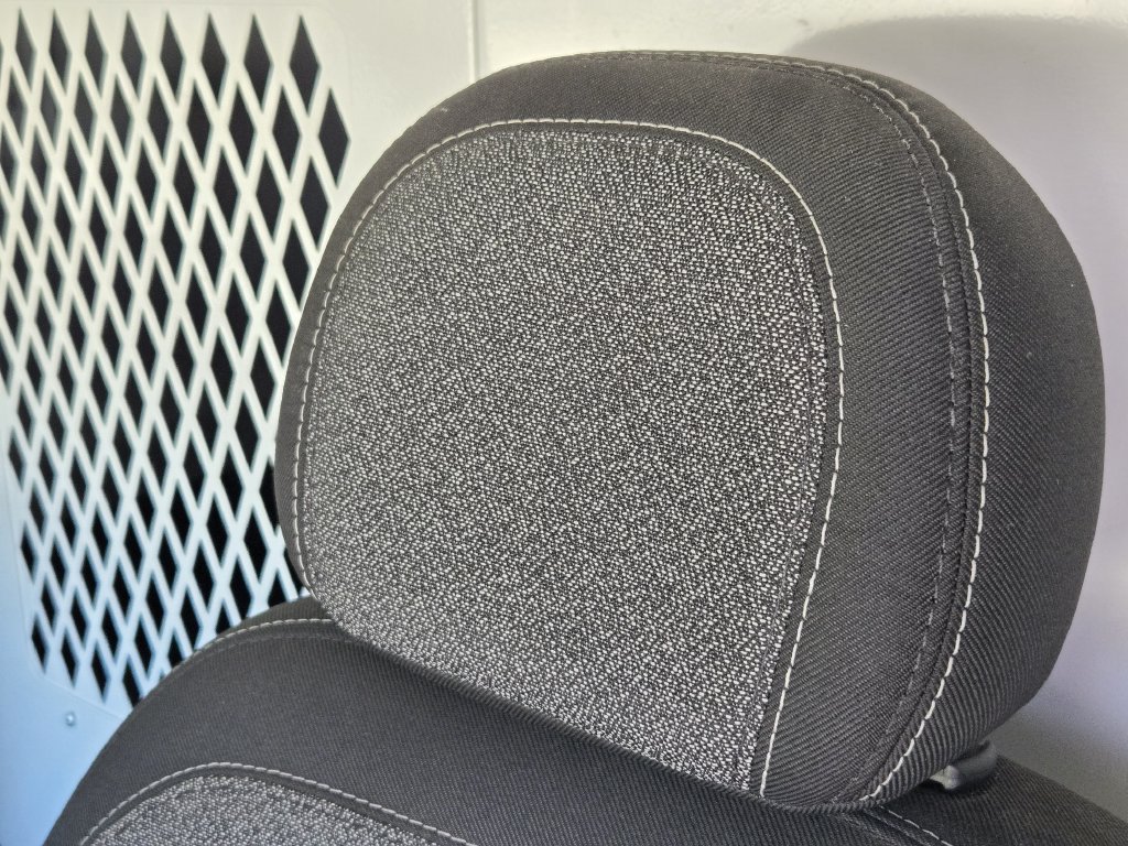 Used 2023 RAM ProMaster 2500 FWD image 15