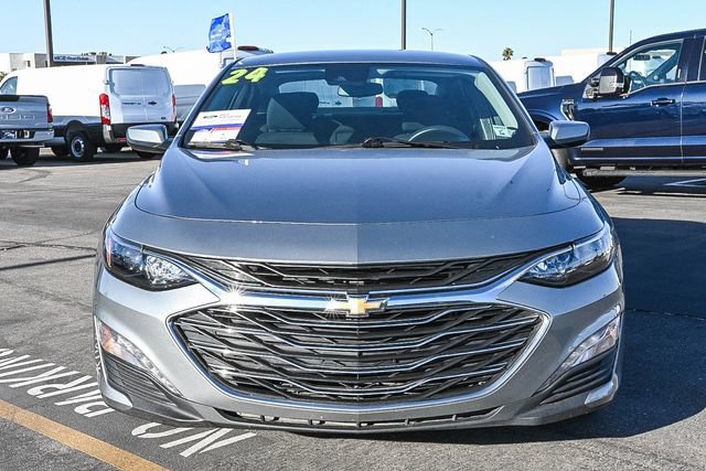 Used 2024 Chevrolet Malibu LT FWD image 2