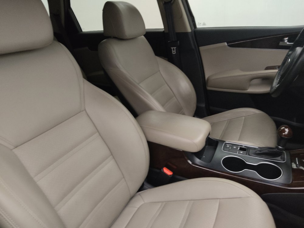 Used 2017 Kia Sorento EX w/ EX Advanced Touring Package FWD image 21