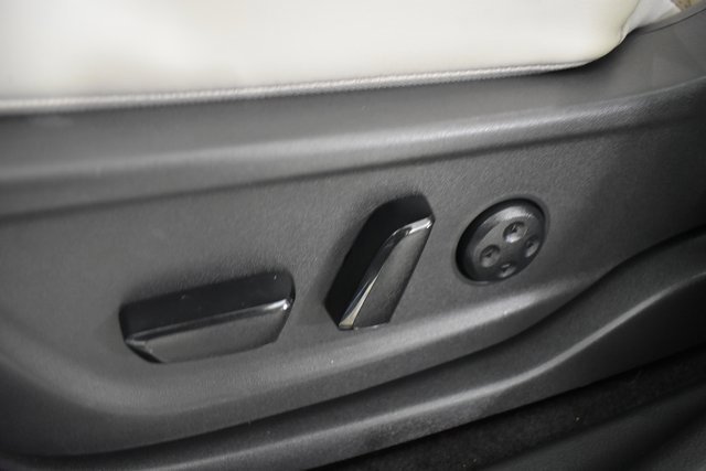 Certified 2024 Nissan Ariya AWD image 13