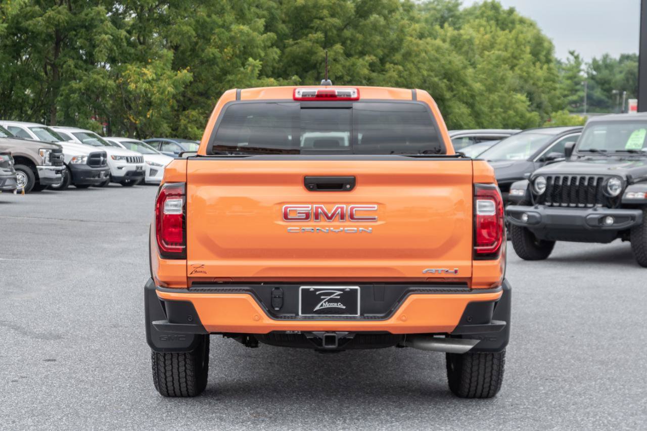 Used 2026 GMC Canyon AT4 w/ AT4 Premium Package AWD/4WD image 12