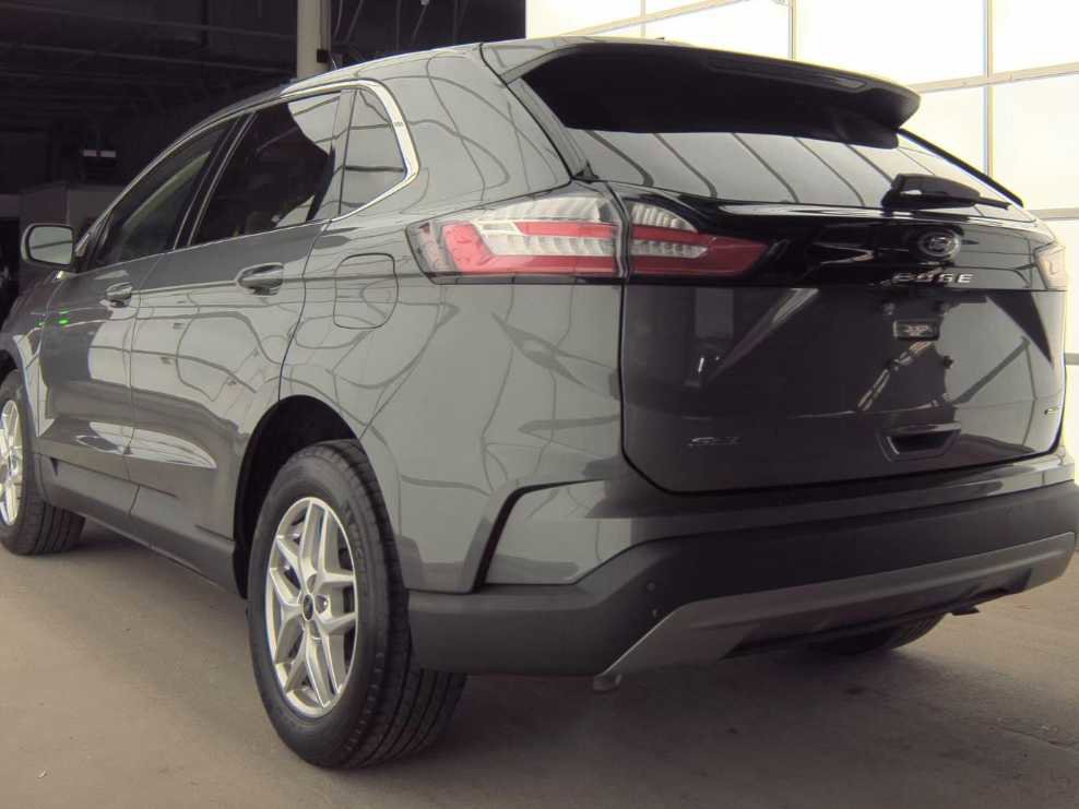 Used 2024 Ford Edge SEL w/ Convenience Package image 8