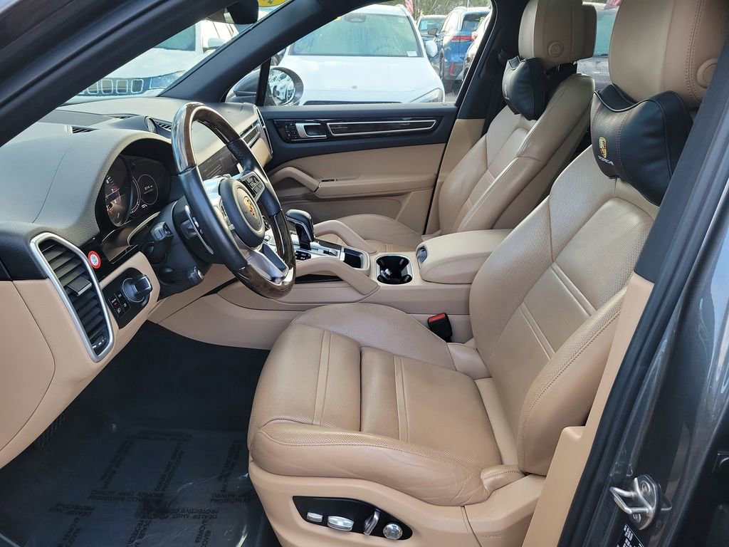 Used 2019 Porsche Cayenne E-Hybrid image 14